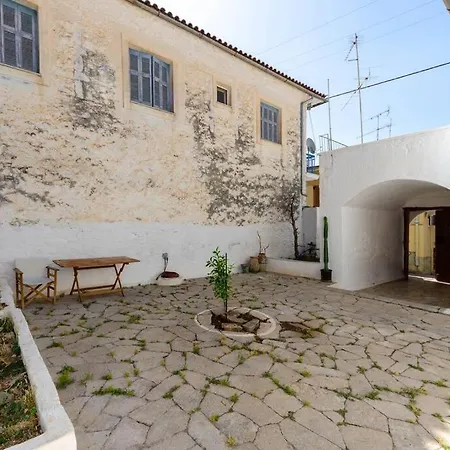 Casa de Férias Skounas Leonídion